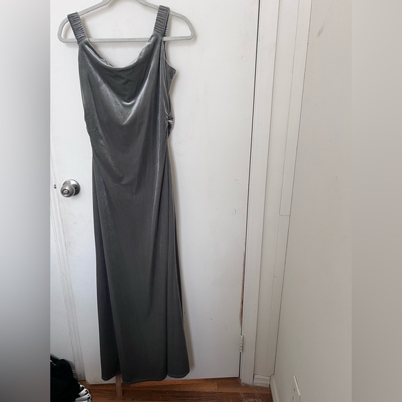 Reformation Ritz Off the Shoulder Dress Grey Velvet NWT size XL - Picture 2 of 6